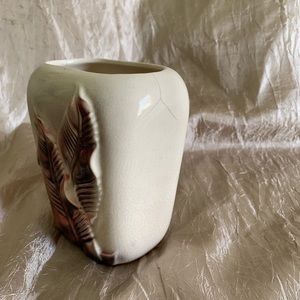 Vintage vase/planter